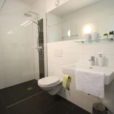 Apartment Modern In Salzburg With Balcony *