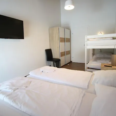 Apartment Modern In Salzburg With Balcony *