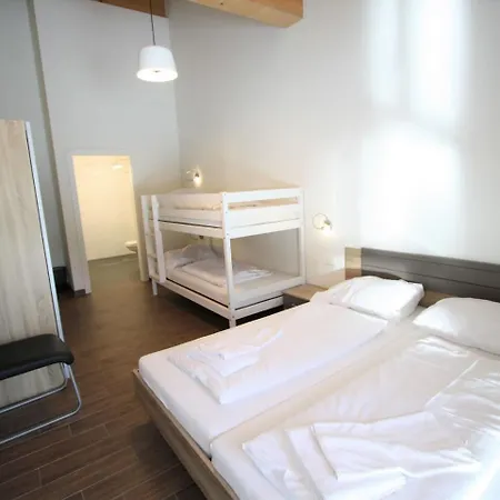 Apartment Modern In Salzburg With Balcony *